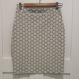 Leota Beige and Black Circle Pattern Pencil Skirt